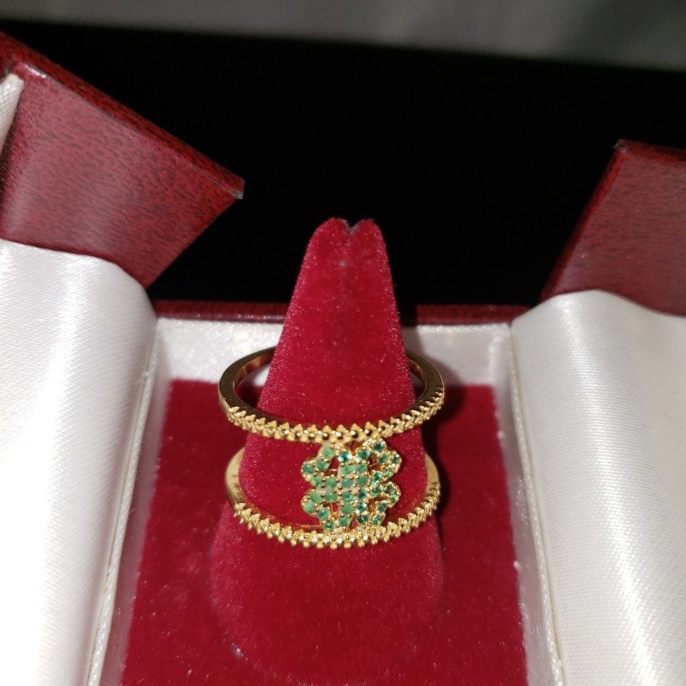 Jewelscent sz 8 4 leaf clover ring gold tone band